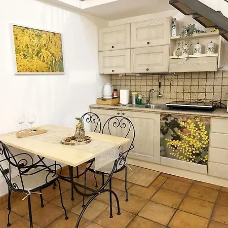 Lovely Retreat In Trastevere