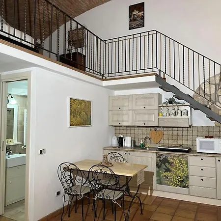 Lovely Retreat In Trastevere Rome